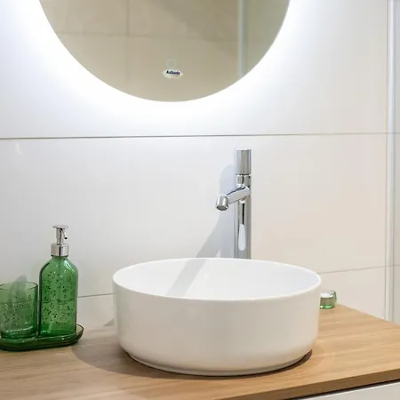 L'oree , Romantique Pour Couples, Nature, Randonnee, Jura Alsacien , Sundgau, Proche Salles De Mariages, Route De La Carpe Frite, Route Des Vins D'alsace, Acces Facilite Pour Chaises Roulantes, Parking Gratuit, Borne De Recharge Vehicule Elect * Ligsdorf